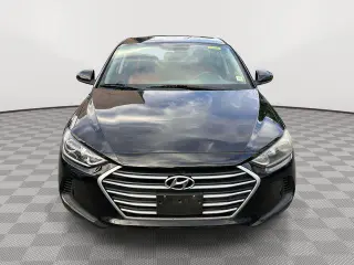 Hyundai ELANTRA 2017 SE 4dr Sedan 6M (US)