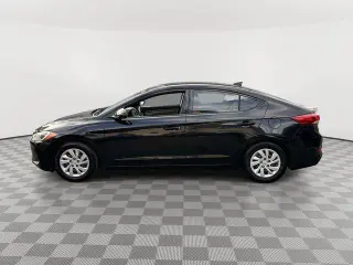 Hyundai ELANTRA 2017 SE 4dr Sedan 6M (US)