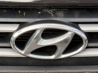 Hyundai ELANTRA 2017 SE 4dr Sedan 6M (US)