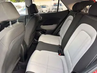 Hyundai VENUE 2023 SEL 4dr Crossover