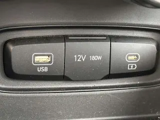 Hyundai VENUE 2023 SEL 4dr Crossover
