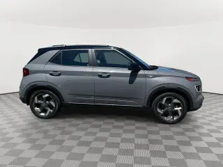 Hyundai VENUE 2022 Limited 4dr Crossover