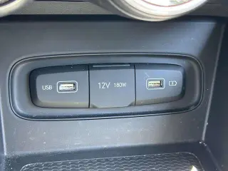 Hyundai VENUE 2022 Limited 4dr Crossover