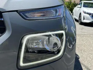 Hyundai VENUE 2022 Limited 4dr Crossover