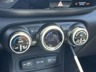 Hyundai VENUE 2022 Limited 4dr Crossover