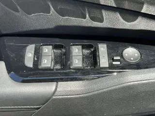 Kia Sportage Plug-In Hybrid 2023 AWD X-Line Prestige 4dr SUV