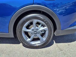 Kia K4 2025 LXS 4dr Sedan