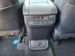 Toyota Highlander 2024 XLE 4dr SUV