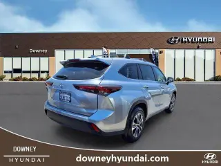 Toyota Highlander 2024 XLE 4dr SUV
