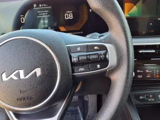 Kia K5 2025 LXS 4dr Sedan