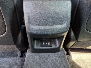 Kia K5 2025 LXS 4dr Sedan