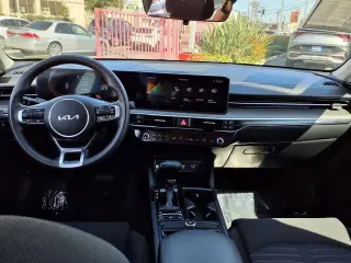 Kia K5 2025 LXS 4dr Sedan