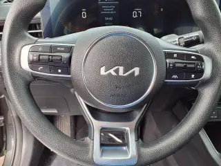 Kia K5 2025 LXS 4dr Sedan