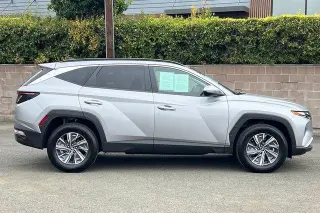 Hyundai TUCSON Hybrid 2022 AWD Blue 4dr SUV