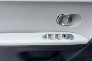 Hyundai IONIQ 5 2023 SE 4dr Crossover