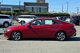 Hyundai ELANTRA 2025 Limited 4dr Sedan