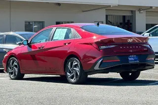 Hyundai ELANTRA 2025 Limited 4dr Sedan