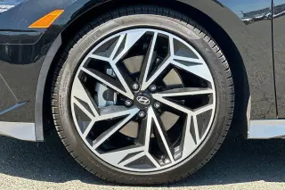 Hyundai IONIQ 6 2024 SEL 4dr Sedan