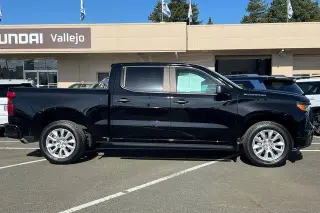 Chevrolet Silverado 1500 2022 4x2 Custom 4dr Crew Cab 5.8 ft. SB