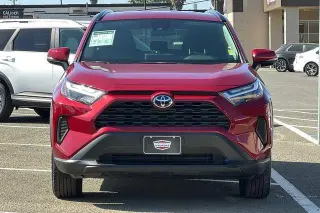 Toyota RAV4 Hybrid 2025 AWD XLE 4dr SUV