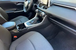 Toyota RAV4 Hybrid 2025 AWD XLE 4dr SUV