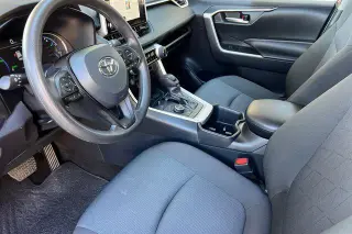 Toyota RAV4 Hybrid 2025 AWD XLE 4dr SUV