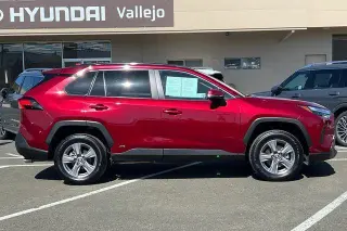 Toyota RAV4 Hybrid 2025 AWD XLE 4dr SUV