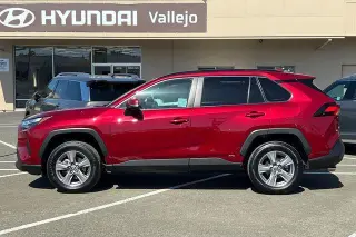 Toyota RAV4 Hybrid 2025 AWD XLE 4dr SUV
