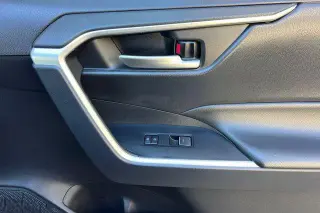 Toyota RAV4 Hybrid 2025 AWD XLE 4dr SUV
