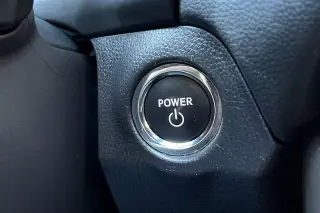 Toyota RAV4 Hybrid 2025 AWD XLE 4dr SUV