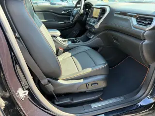 GMC Acadia 2021 4x4 AT4 4dr SUV