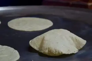TACOS DE GUISADO