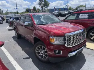 GMC Canyon 2019 4x4 Denali 4dr Crew Cab 5 ft. SB