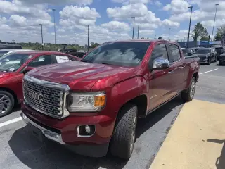 GMC Canyon 2019 4x4 Denali 4dr Crew Cab 5 ft. SB