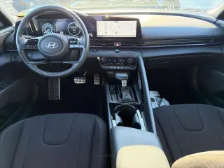 Hyundai ELANTRA Hybrid 2025 SEL Sport 4dr Sedan