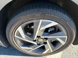 Hyundai ELANTRA Hybrid 2025 SEL Sport 4dr Sedan