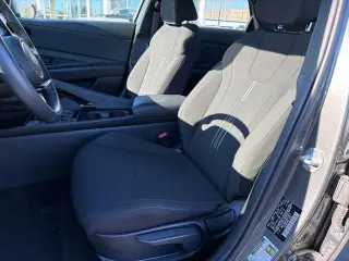 Hyundai ELANTRA Hybrid 2025 SEL Sport 4dr Sedan