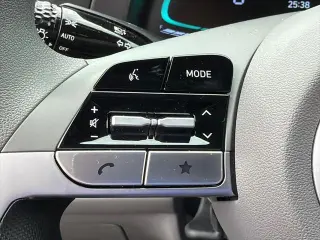 Hyundai ELANTRA Hybrid 2026 Blue 4dr Sedan