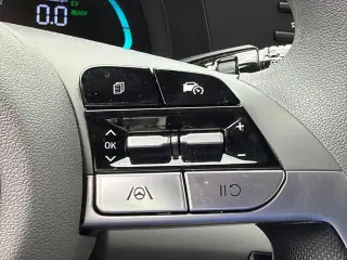 Hyundai ELANTRA Hybrid 2026 Blue 4dr Sedan