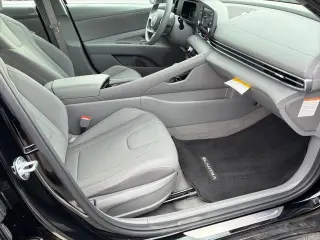 Hyundai ELANTRA Hybrid 2026 Blue 4dr Sedan
