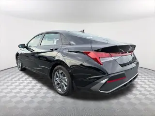 Hyundai ELANTRA Hybrid 2026 Blue 4dr Sedan
