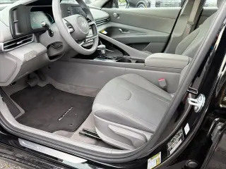 Hyundai ELANTRA Hybrid 2026 Blue 4dr Sedan