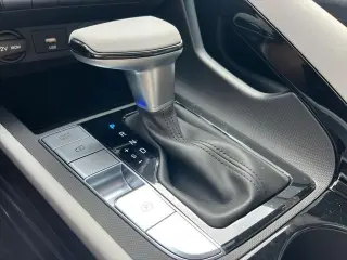 Hyundai ELANTRA 2025 Limited 4dr Sedan