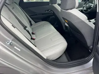 Hyundai ELANTRA 2025 Limited 4dr Sedan