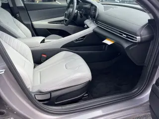 Hyundai ELANTRA 2025 Limited 4dr Sedan