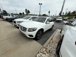 Mercedes-Benz GLC 2019 GLC 300 4dr SUV