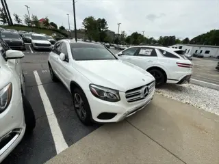 Mercedes-Benz GLC 2019 GLC 300 4dr SUV