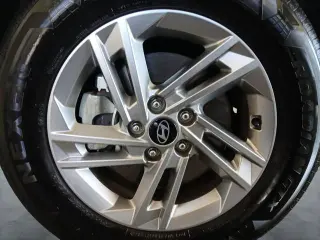 Hyundai TUCSON 2025 SE 4dr SUV