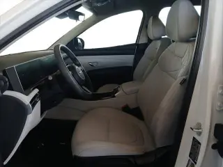 Hyundai TUCSON 2025 SE 4dr SUV