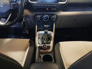 Hyundai VENUE 2021 SEL 4dr Crossover